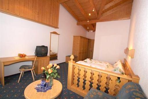 фото отеля Hotel Gasthof - Thaneller