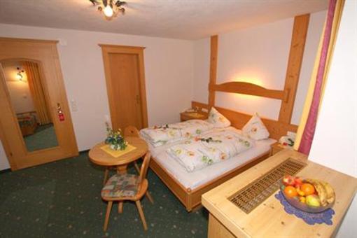 фото отеля Hotel Gasthof - Thaneller
