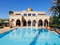 Palais Namaskar