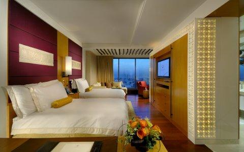 фото отеля The H Hotel Dubai