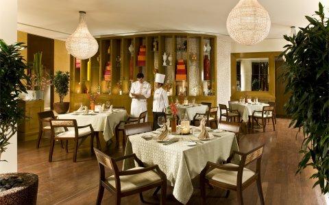 фото отеля The H Hotel Dubai