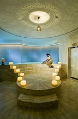 фото отеля The H Hotel Dubai