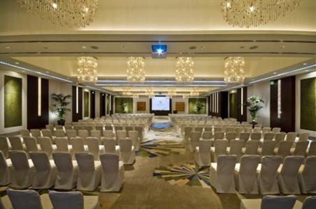 фото отеля The H Hotel Dubai