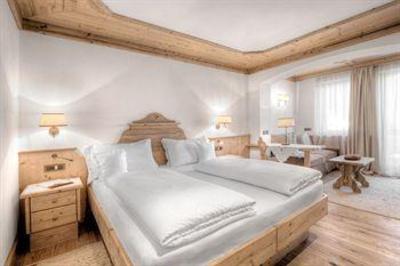 фото отеля Hotel Tyrol Selva di Val Gardena