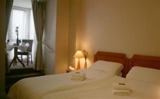 фото отеля Travelodge Rathmines