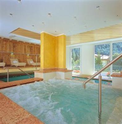 фото отеля Hotel Ideal Pinzolo