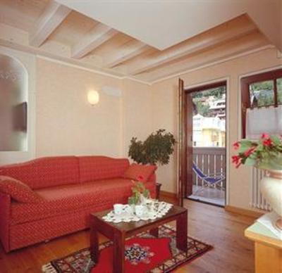 фото отеля Hotel Ideal Pinzolo