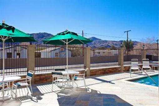фото отеля Holiday Inn Express Hotel & Suites Twentynine Palms