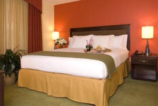 фото отеля Holiday Inn Express Greenville I-85 and Woodruff Road