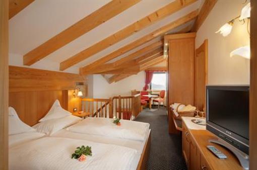 фото отеля Hotel Schwefelbad