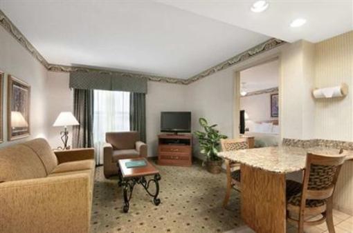 фото отеля Homewood Suites by Hilton Columbus Airport