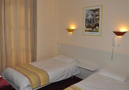 фото отеля Hotel Cesar Nimes