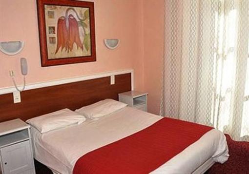 фото отеля Hotel Cesar Nimes