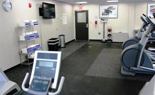 фото отеля Holiday Inn Express & Suites Columbus-Polaris Parkway