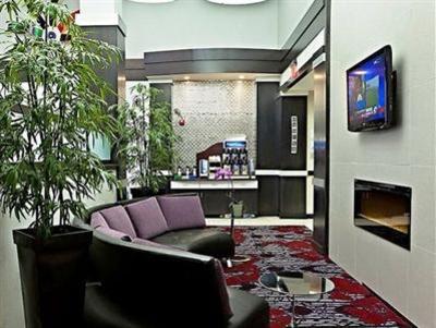 фото отеля Holiday Inn Express & Suites Columbus-Polaris Parkway