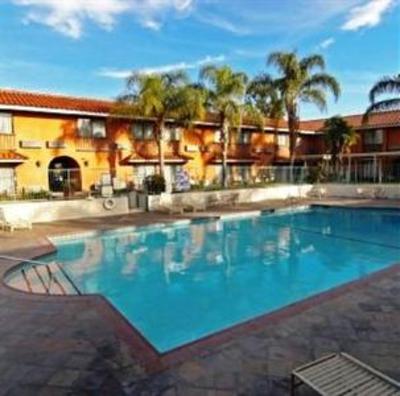 фото отеля Anaheim Hills Inn & Suites