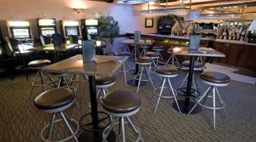 фото отеля Heritage Inn Moose Jaw