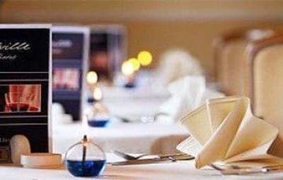 фото отеля Melville Hall Hotel