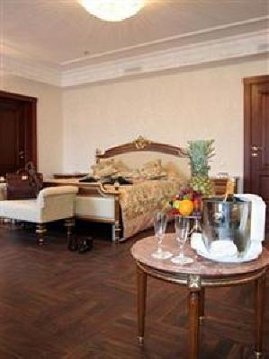 фото отеля Ambassador Hotel St Petersburg