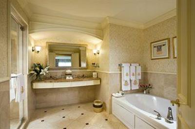 фото отеля The Ballantyne Hotel and Lodge
