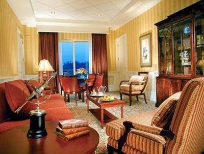фото отеля The Ballantyne Hotel and Lodge