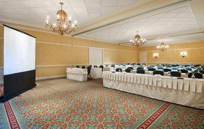 фото отеля The Ballantyne Hotel and Lodge