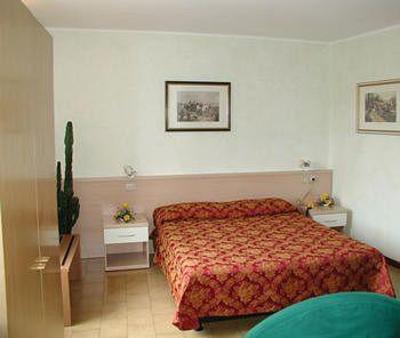 фото отеля Touring Hotel Gardone Riviera