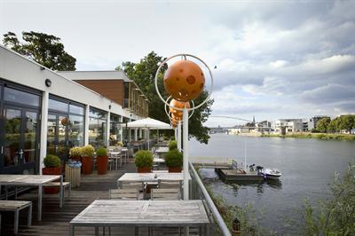 фото отеля Stayokay Hostel Maastricht