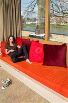 фото отеля Stayokay Hostel Maastricht