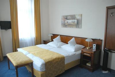 фото отеля Hotel Baden Bonn
