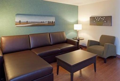 фото отеля Holiday Inn Express & Suites Saint-Hyacinthe