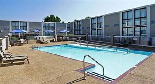 фото отеля Wyndham Riverfront Little Rock
