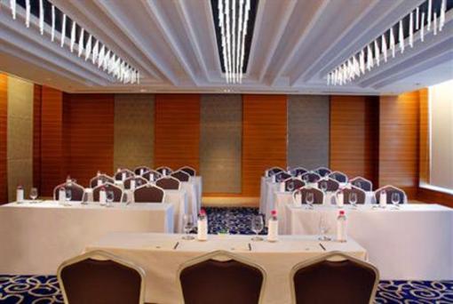 фото отеля Four Points by Sheraton Jaipur, City Square