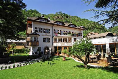фото отеля Hotel Zum Rosenbaum
