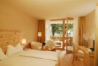 фото отеля Hotel Zum Rosenbaum