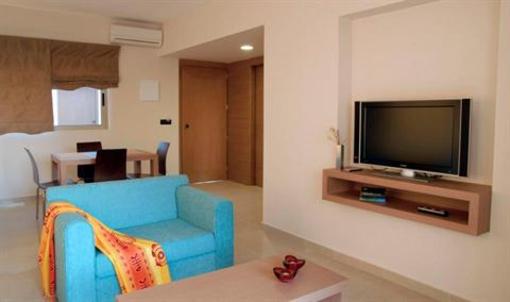 фото отеля Amalthia Beach Resort