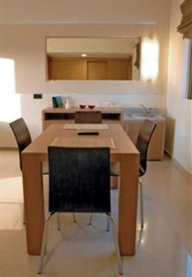 фото отеля Amalthia Beach Resort