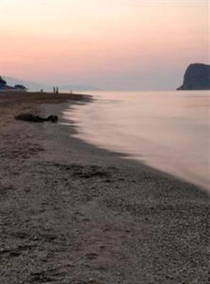 фото отеля Amalthia Beach Resort