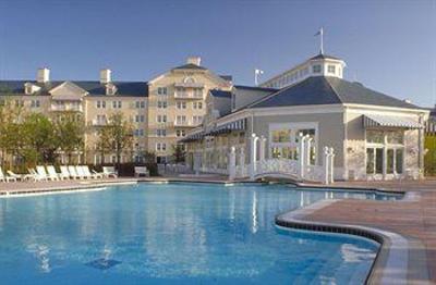 фото отеля Disneys Newport Bay Club Hotel Marne-La-Vallee