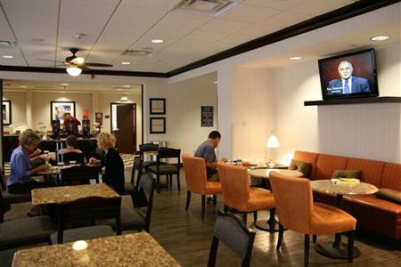 фото отеля Hampton Inn Rochester-Irondequoit