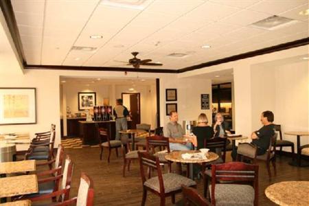 фото отеля Hampton Inn Rochester-Irondequoit