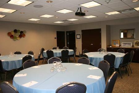 фото отеля Hampton Inn Rochester-Irondequoit