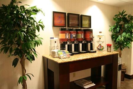 фото отеля Hampton Inn Rochester-Irondequoit