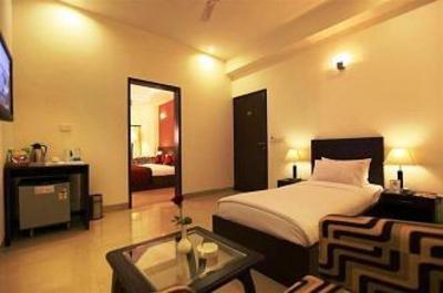 фото отеля Hotel Impress New Delhi