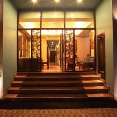 фото отеля Justa The Residence MG Road