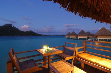 фото отеля InterContinental Bora Bora Le Moana Resort