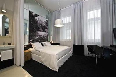 фото отеля Sir F.K. Savigny Berlin