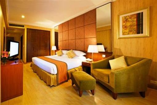 фото отеля Ellaa Hotels