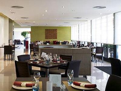 фото отеля Novotel Girona Aeropuerto