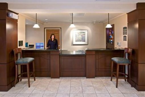 фото отеля Staybridge Suites Downtown Indianapolis